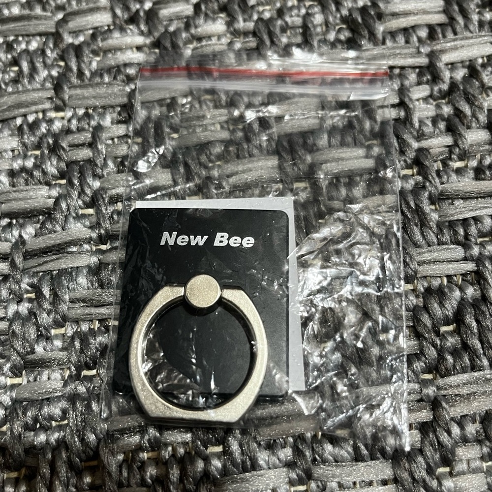 New Bee | Phone Ring Holder